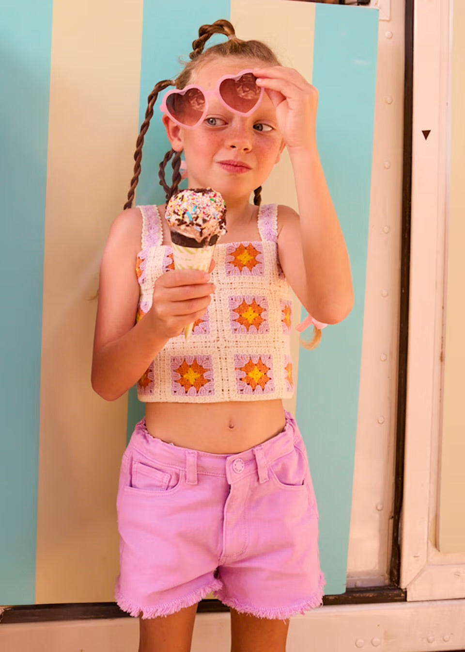 Short lila