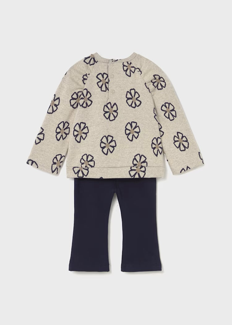 Conjunto leggings y sudadera