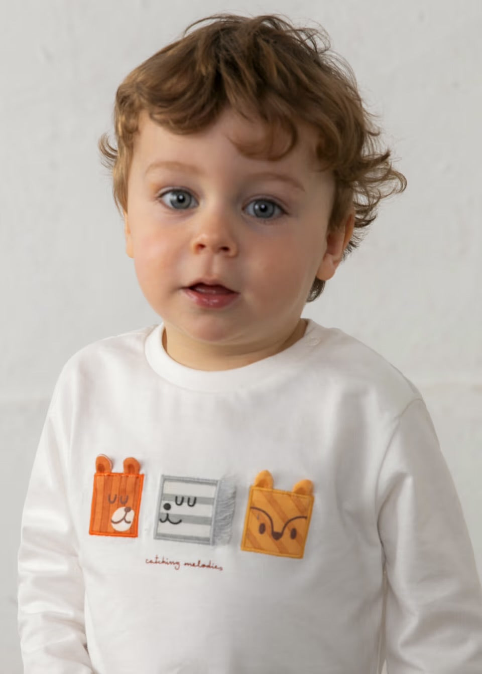 Camiseta manga larga caritas