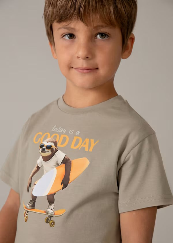 Camiseta manga corta good day