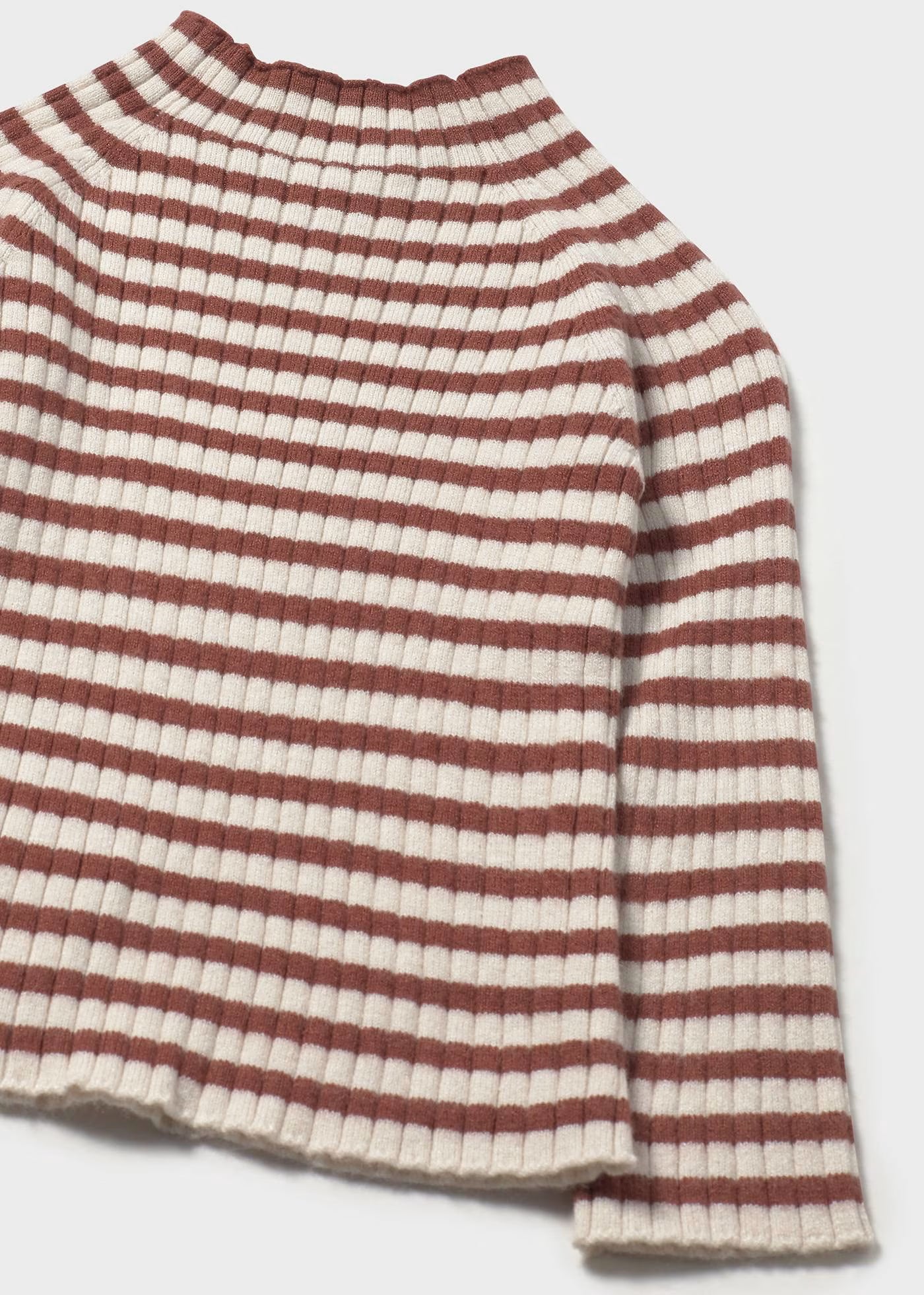 Blusa cuello semi alto tricot